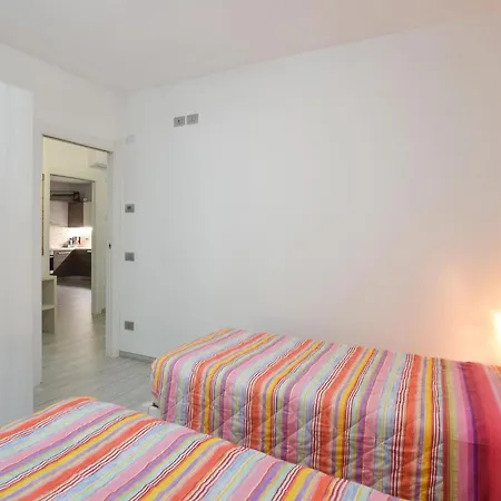 Gorgeous In With Wifi Apartment